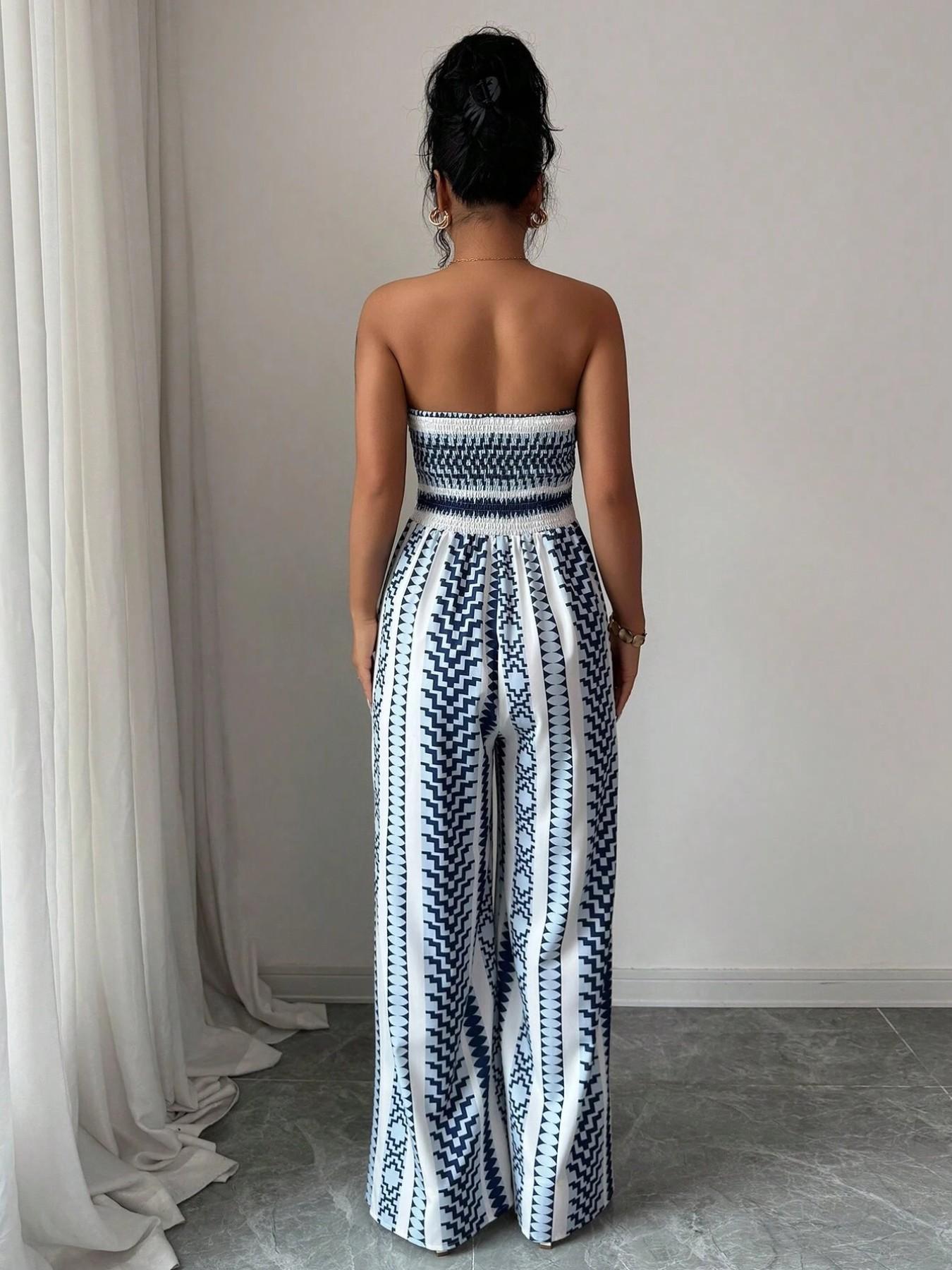 👗💙Geometrische Jumpsuit met halterhals & zijsplit –  Perfect voor strand, kantoor & avond🔥✨