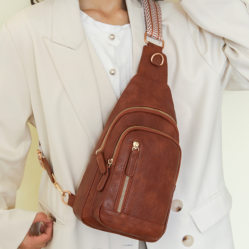 🔥Women's Fashionable Casual Large Capacity Bag
