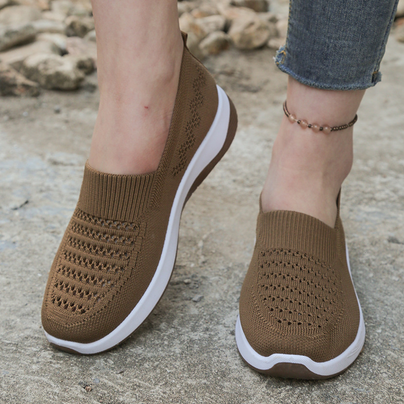 👟 50% OFF NOW! 💐 Breathable Summer Shoes – Trendy & Ultra-Light Slip-Ons – Perfect for beach, travel or casual days – airy comfort all day long 🌊