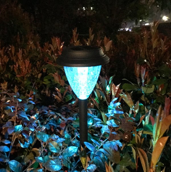 🌺Decorative solar lights suitable for gardens or outdoor paths