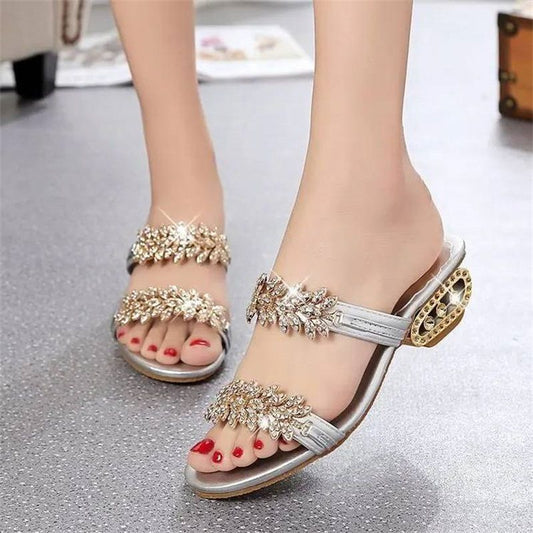 👡✨ Women’s Rhinestone Flat Sandals – Chic Metal Accent Summer Style | 50% OFF Today