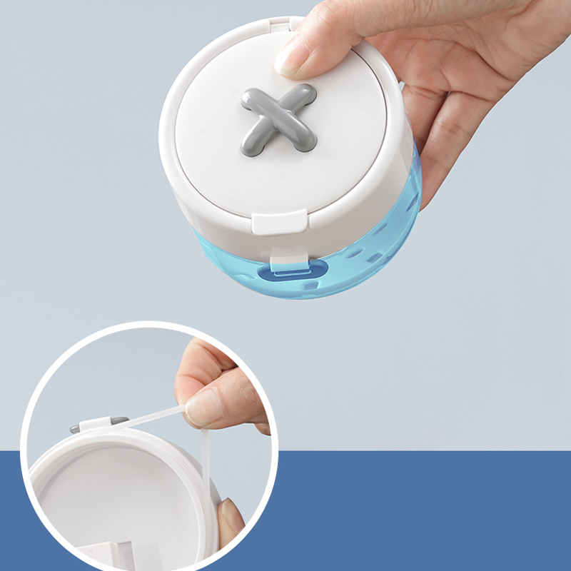 🧳🦷 50% KORTING! Stop met het zoeken naar dat ene losse borsteltje! Dit koffertje is je persoonlijke beugel-assistent: bad, tools, spiegel – alles in één. Je beugel wordt nooit meer verloren of vies, en jij loopt met een stralende glimlach de deur uit