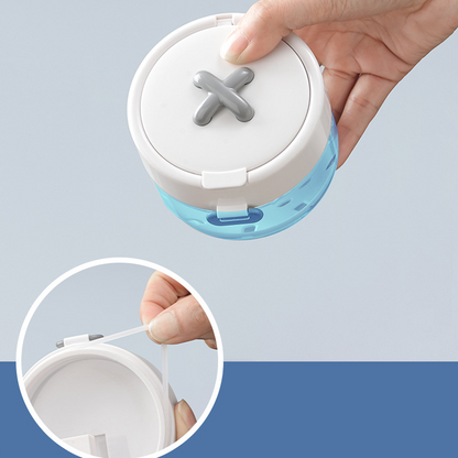 🧳🦷 50% KORTING! Stop met het zoeken naar dat ene losse borsteltje! Dit koffertje is je persoonlijke beugel-assistent: bad, tools, spiegel – alles in één. Je beugel wordt nooit meer verloren of vies, en jij loopt met een stralende glimlach de deur uit