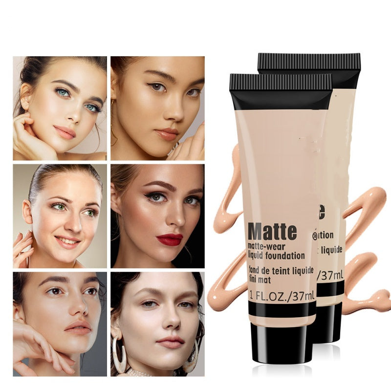 Vlekkeloze matte vloeibare foundation