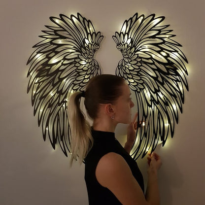 🌟Metalen muurkunst met verlichte vleugels