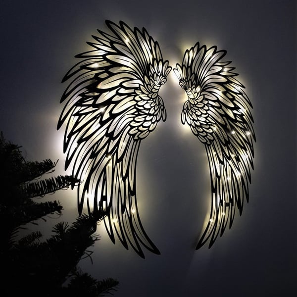 🌟Metalen muurkunst met verlichte vleugels